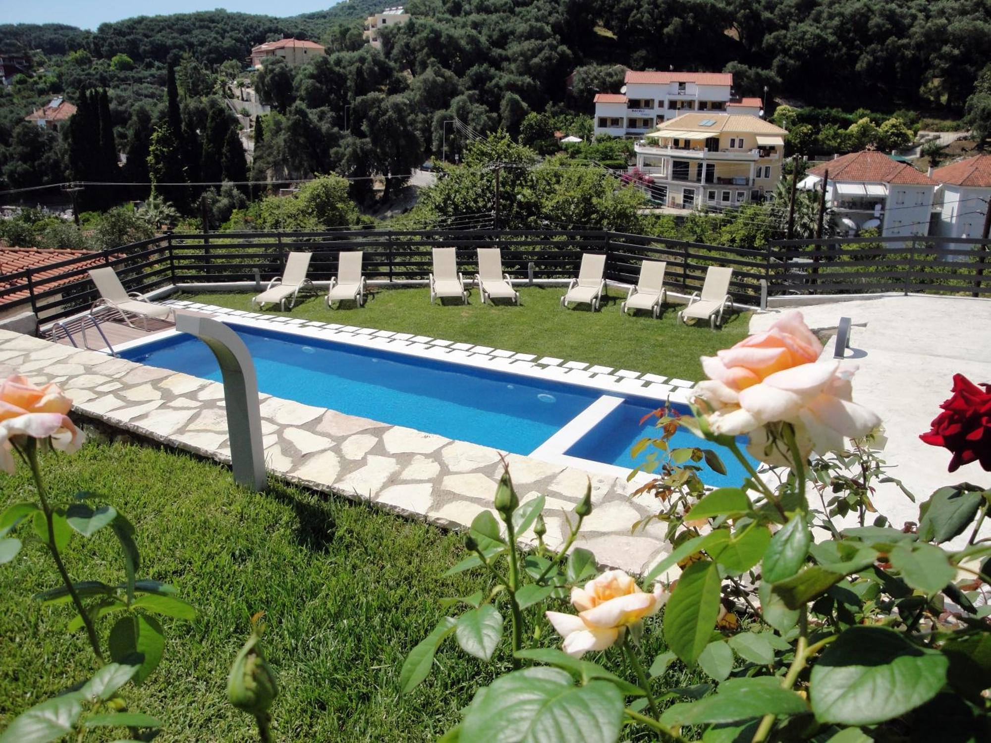 Mediterraneo Resort Parga Exterior photo